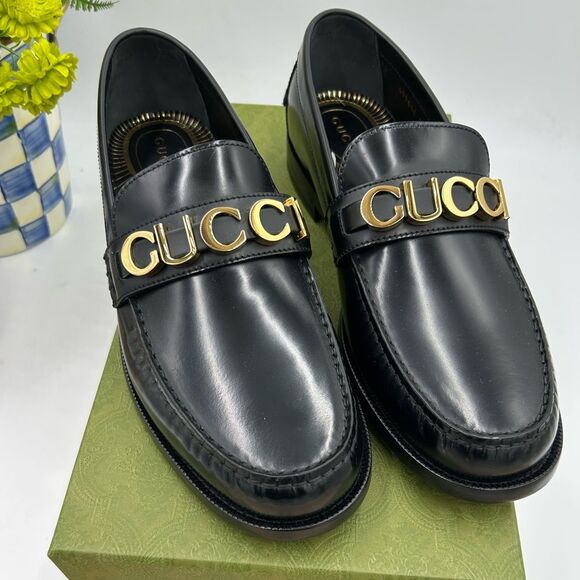 Men's Gucci gold logo embellishment leather loafers size 11.5 made in Italy - Picture 1 of 10